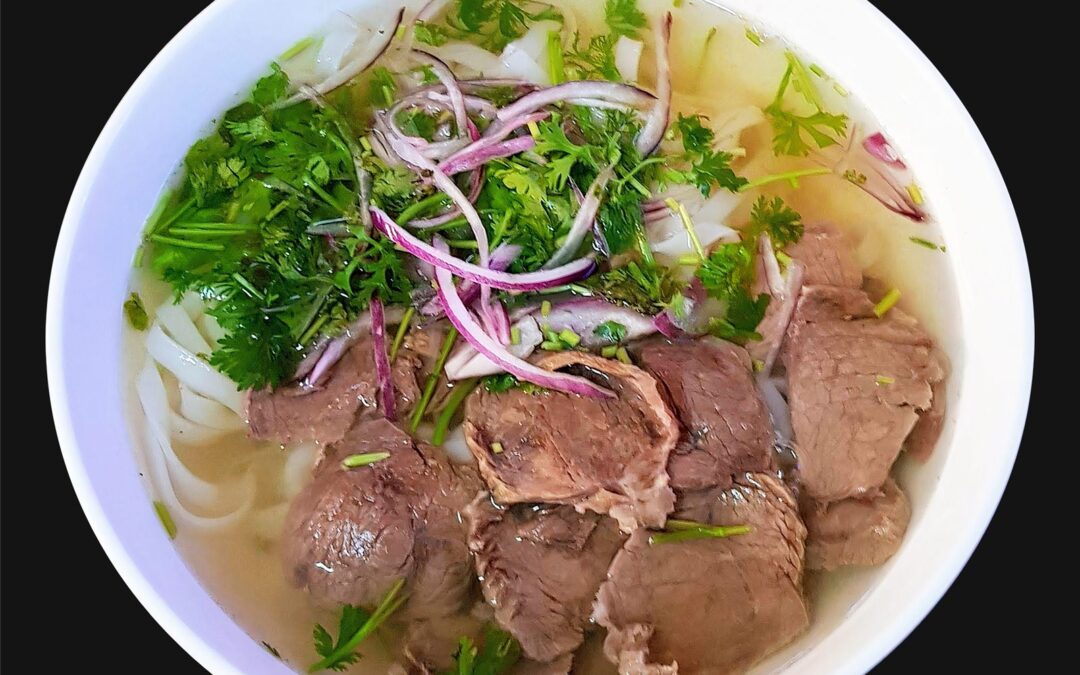 Phở bò, phở gà: món ăn nổi tiếng nhất Việt Nam